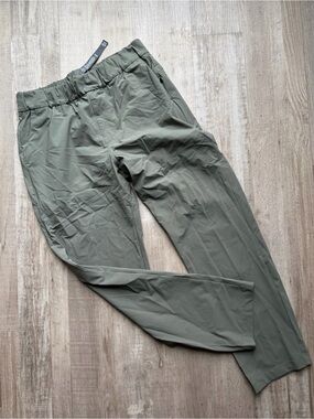 Vuori Green Pants